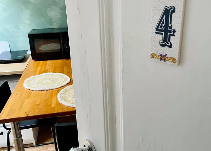 公寓 Cozy Attic In The Center *